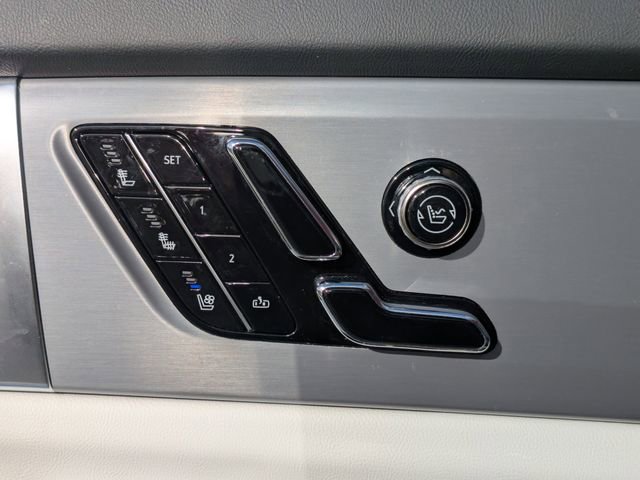 New 2026 Cadillac Vistiq Luxury AWD/4WD image 22