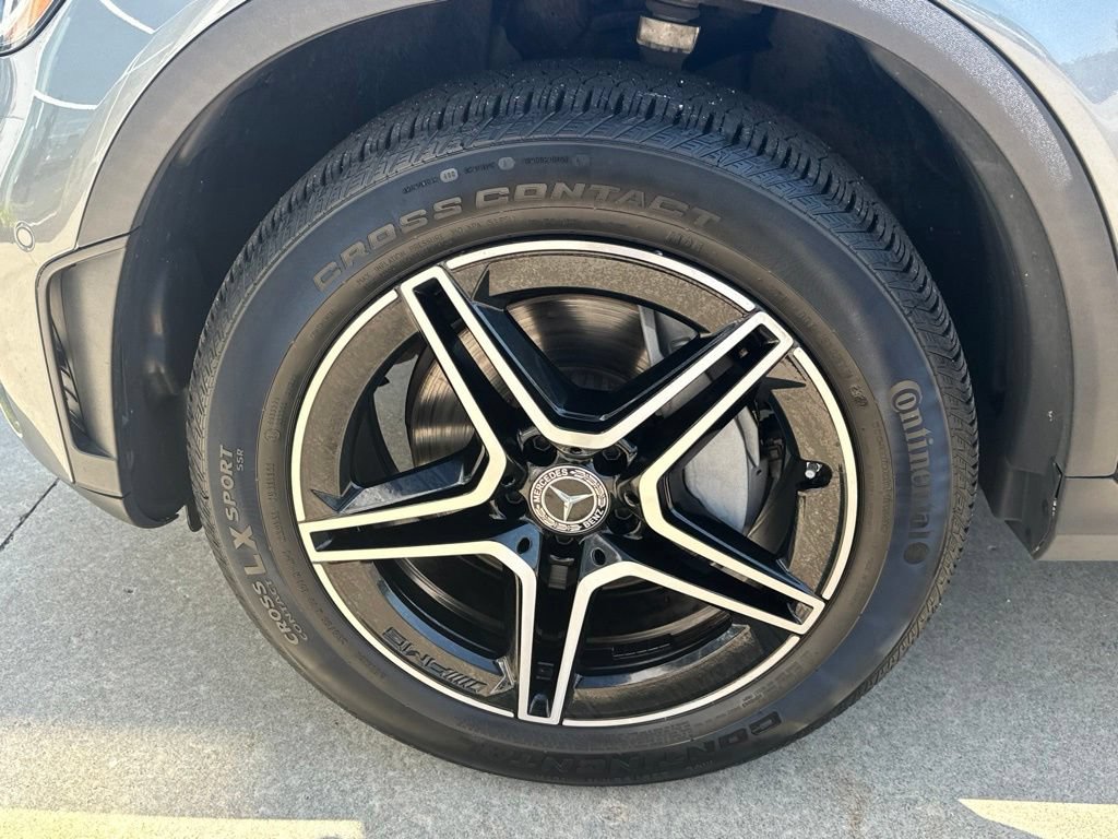 Used 2021 Mercedes-Benz GLC 300 4MATIC image 34
