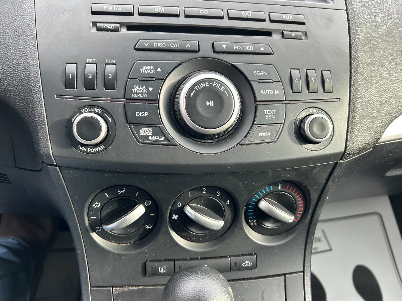 Used 2012 MAZDA MAZDA3 i Sport image 22