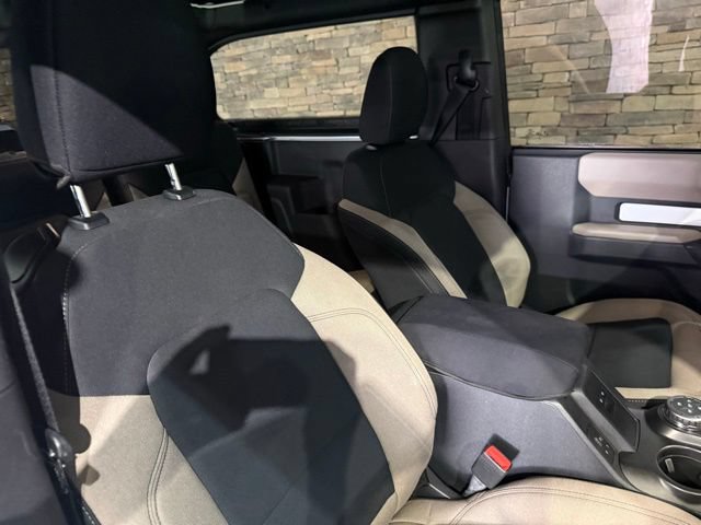 Used 2023 Ford Bronco Big Bend w/ Sasquatch Package AWD/4WD image 4