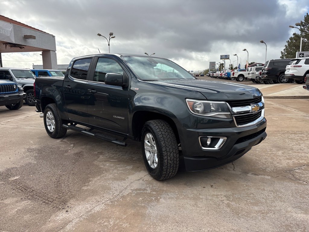 Used 2017 Chevrolet Colorado LT w/ LT Convenience Package image 3