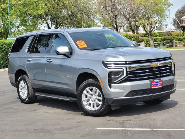 Used 2025 Chevrolet Tahoe LT image 2