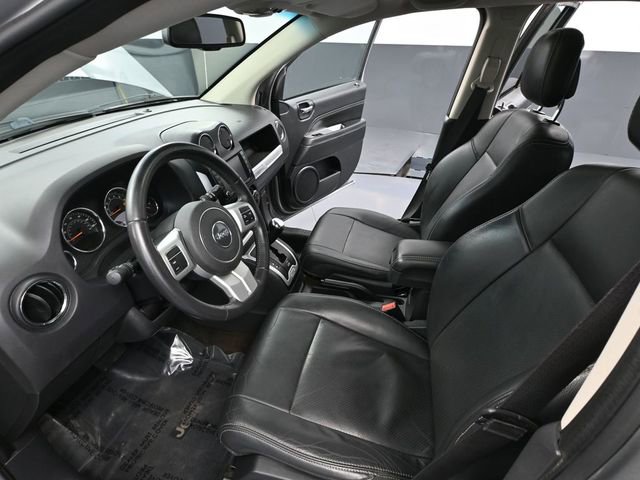 Used 2016 Jeep Compass High Altitude AWD/4WD image 21