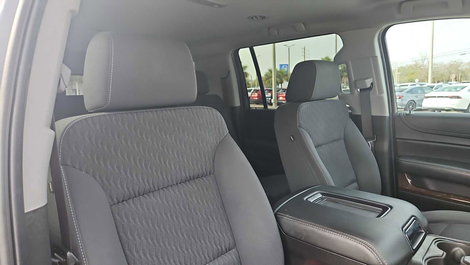 Used 2018 Chevrolet Suburban LS w/ Enhanced Driver Alert Package image 27