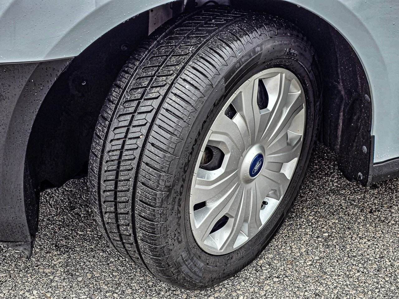 Used 2022 Ford Transit Connect XL image 8