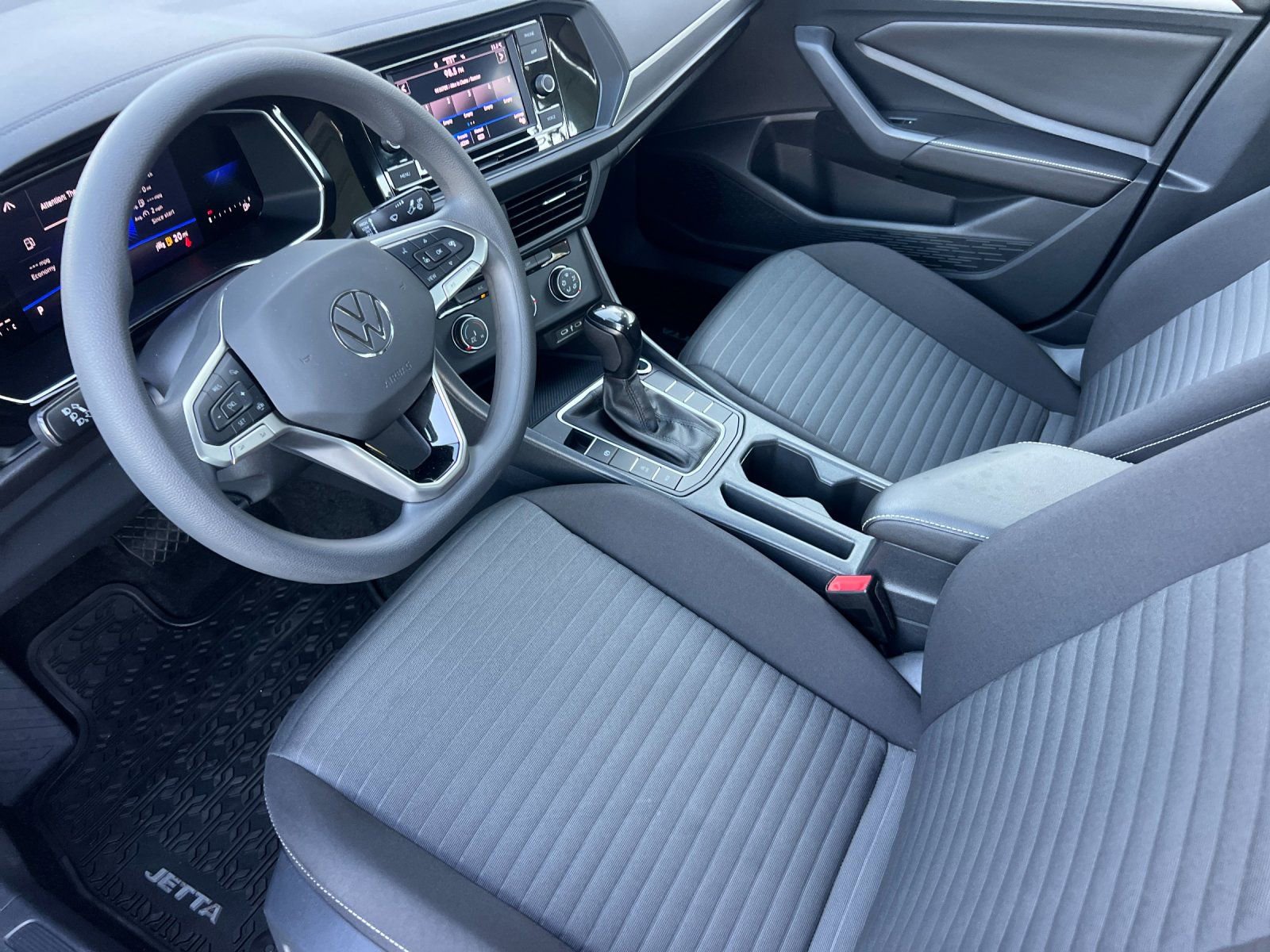 Used 2023 Volkswagen Jetta S image 10