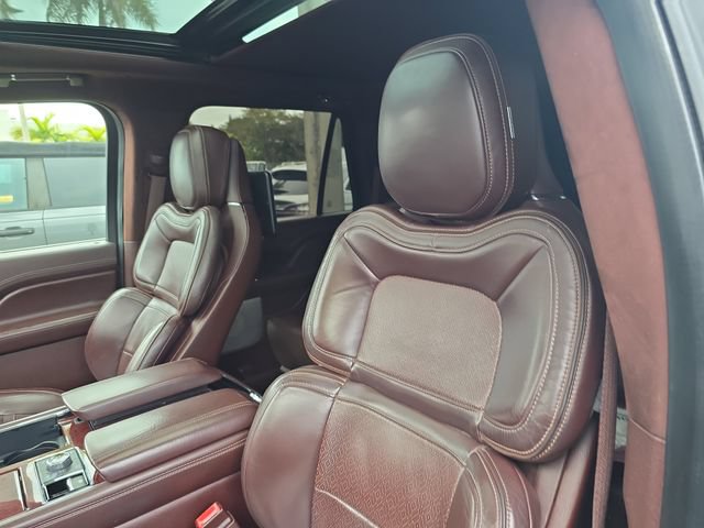 Used 2018 Lincoln Navigator L Black Label AWD/4WD image 21