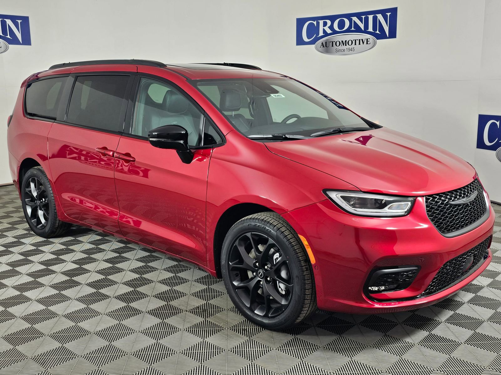 New 2026 Chrysler Pacifica Select w/ S Appearance Package AWD/4WD image 6