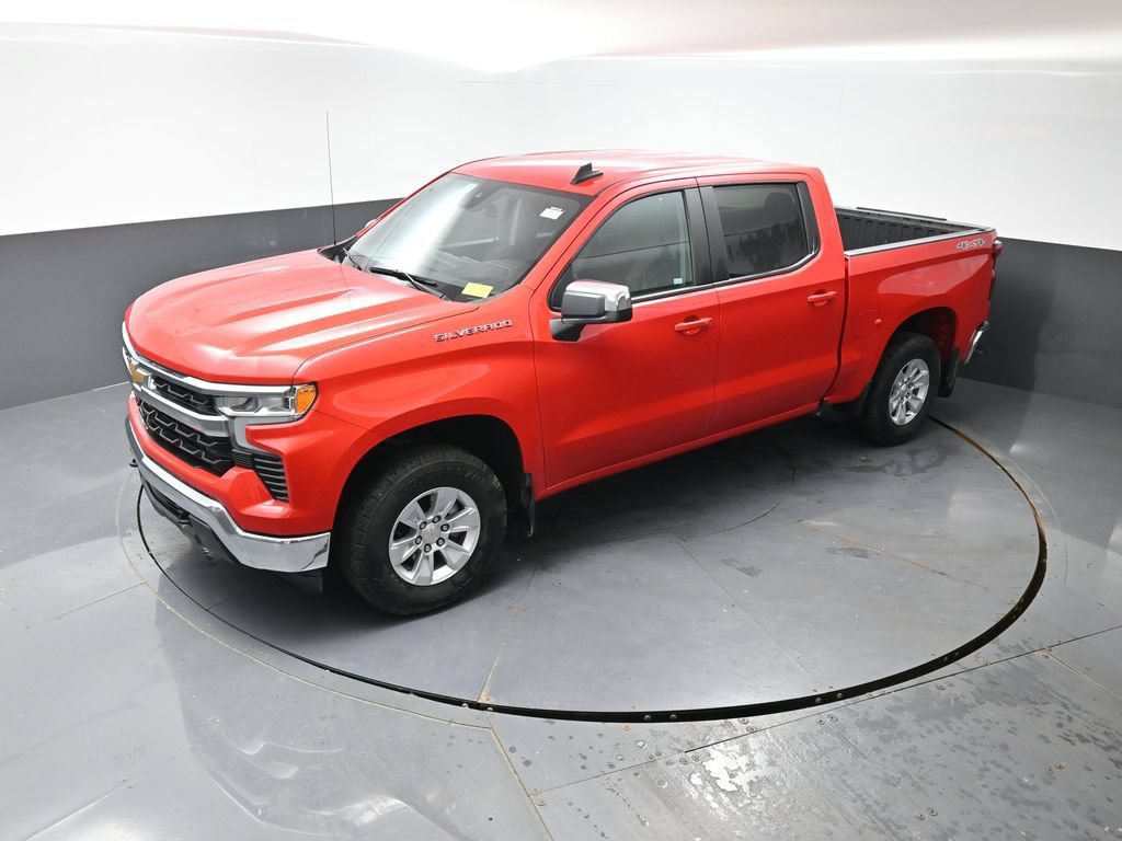 Used 2025 Chevrolet Silverado 1500 LT w/ Work Truck Package AWD/4WD image 19