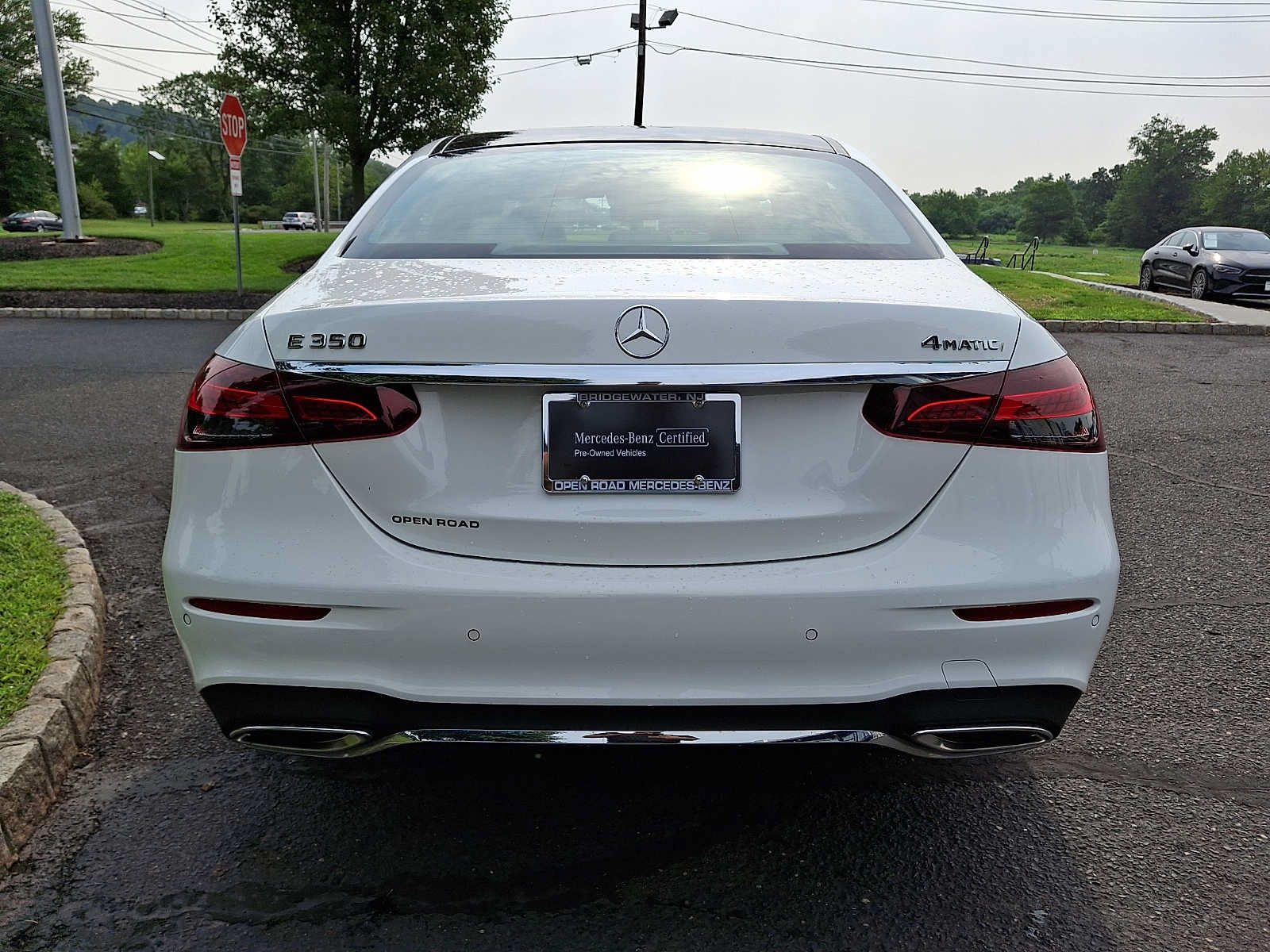 Used 2023 Mercedes-Benz E 350 4MATIC Sedan image 5