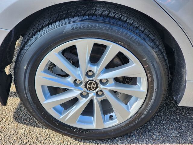 Used 2024 Toyota Camry LE image 12