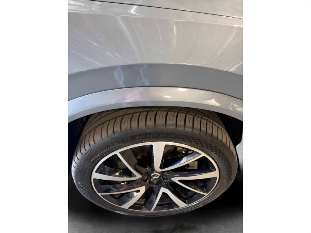 Used 2022 Volvo XC90 T8 Inscription Expression w/ Advanced Package AWD/4WD image 16