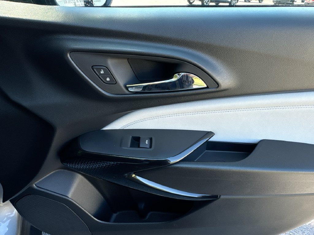 New 2026 Chevrolet Trax LT w/ Sunroof Package FWD image 32