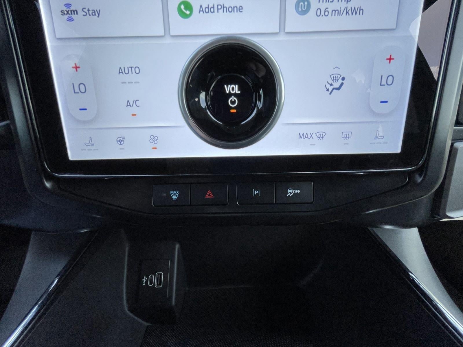 New 2025 Ford F150 Lightning Flash AWD/4WD image 23