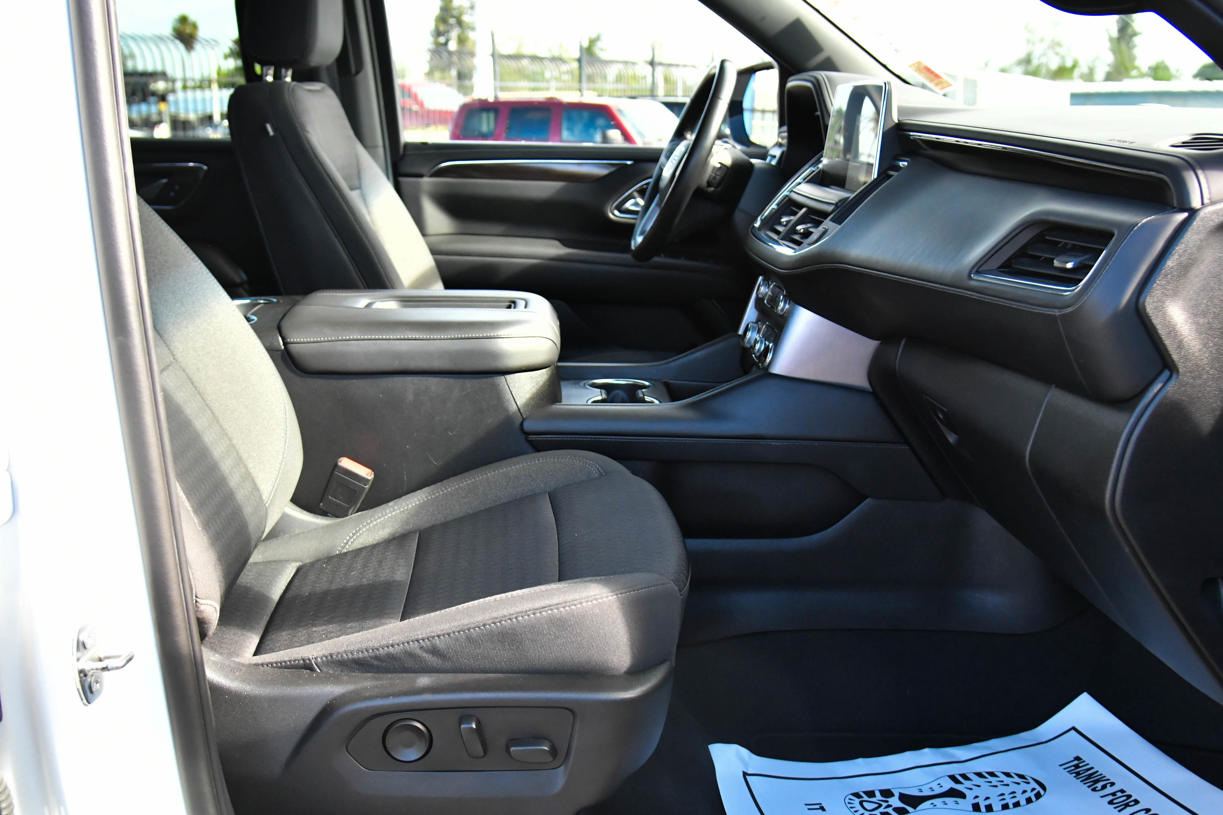 Used 2023 GMC Yukon XL SLE RWD image 52