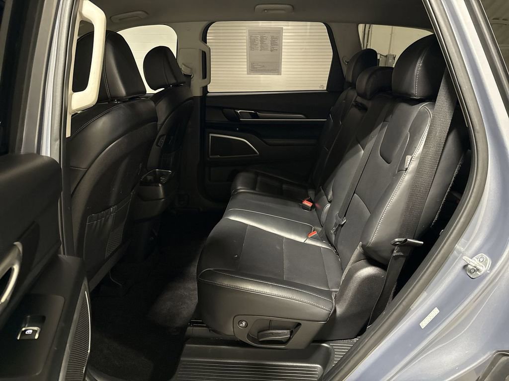 Used 2024 Kia Telluride LX image 23