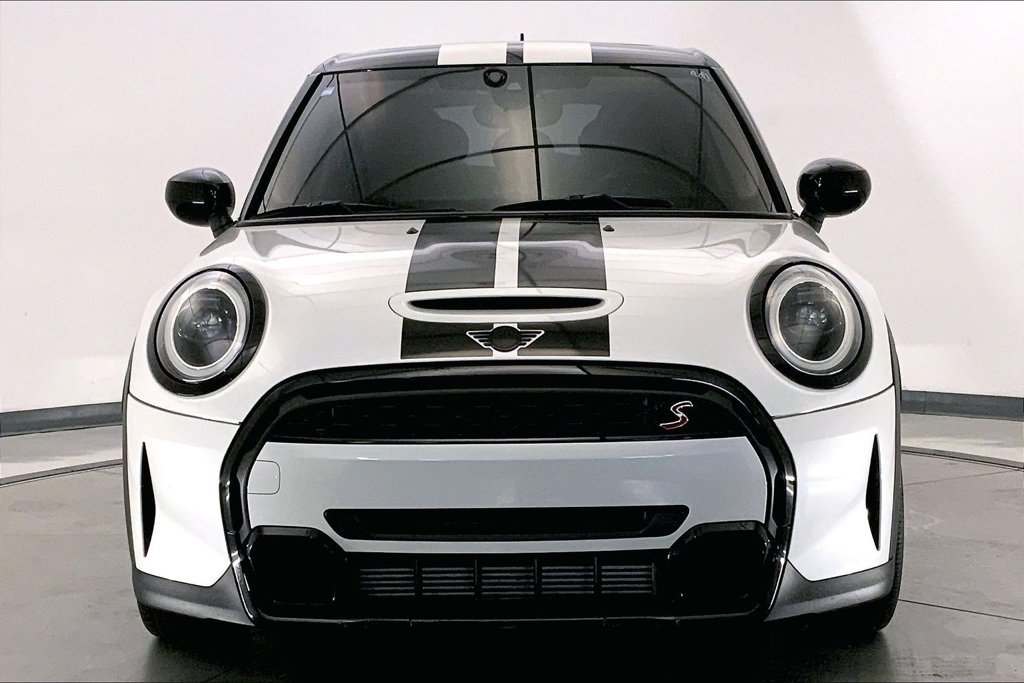 Used 2024 MINI Cooper S FWD image 2