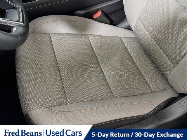 Used 2026 Chevrolet Traverse LT w/ Driver Confidence Package FWD image 5