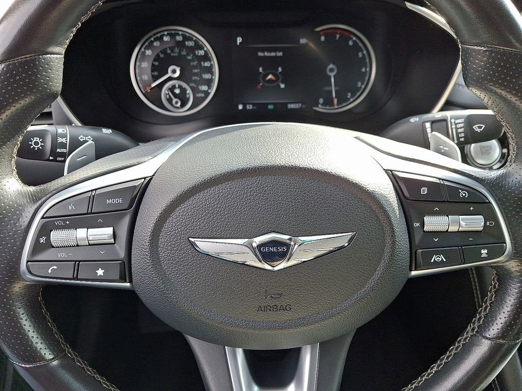 Used 2023 Genesis G70 2.0T image 21