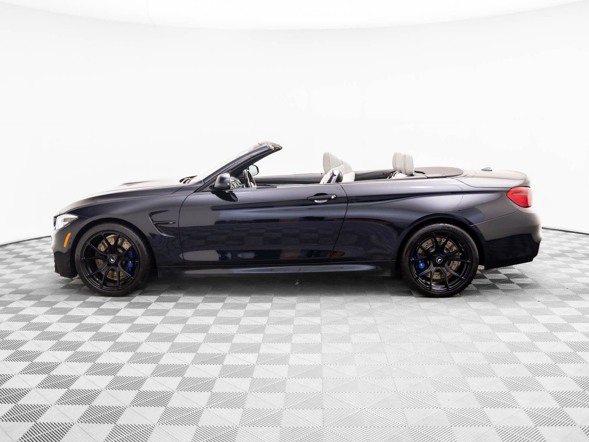 Used 2018 BMW M4 Convertible w/ Competition Package image 2
