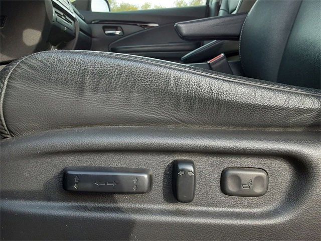 Used 2021 Honda Pilot Touring image 11