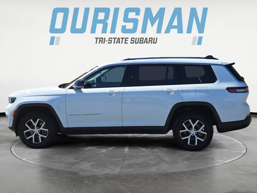 Used 2023 Jeep Grand Cherokee L Limited w/ Luxury Tech Group II AWD/4WD image 3