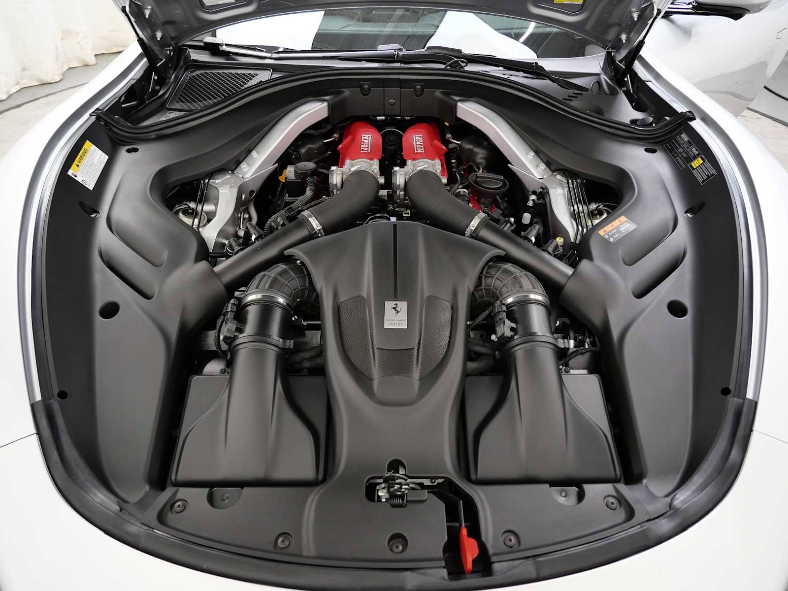 Certified 2024 Ferrari Roma image 31