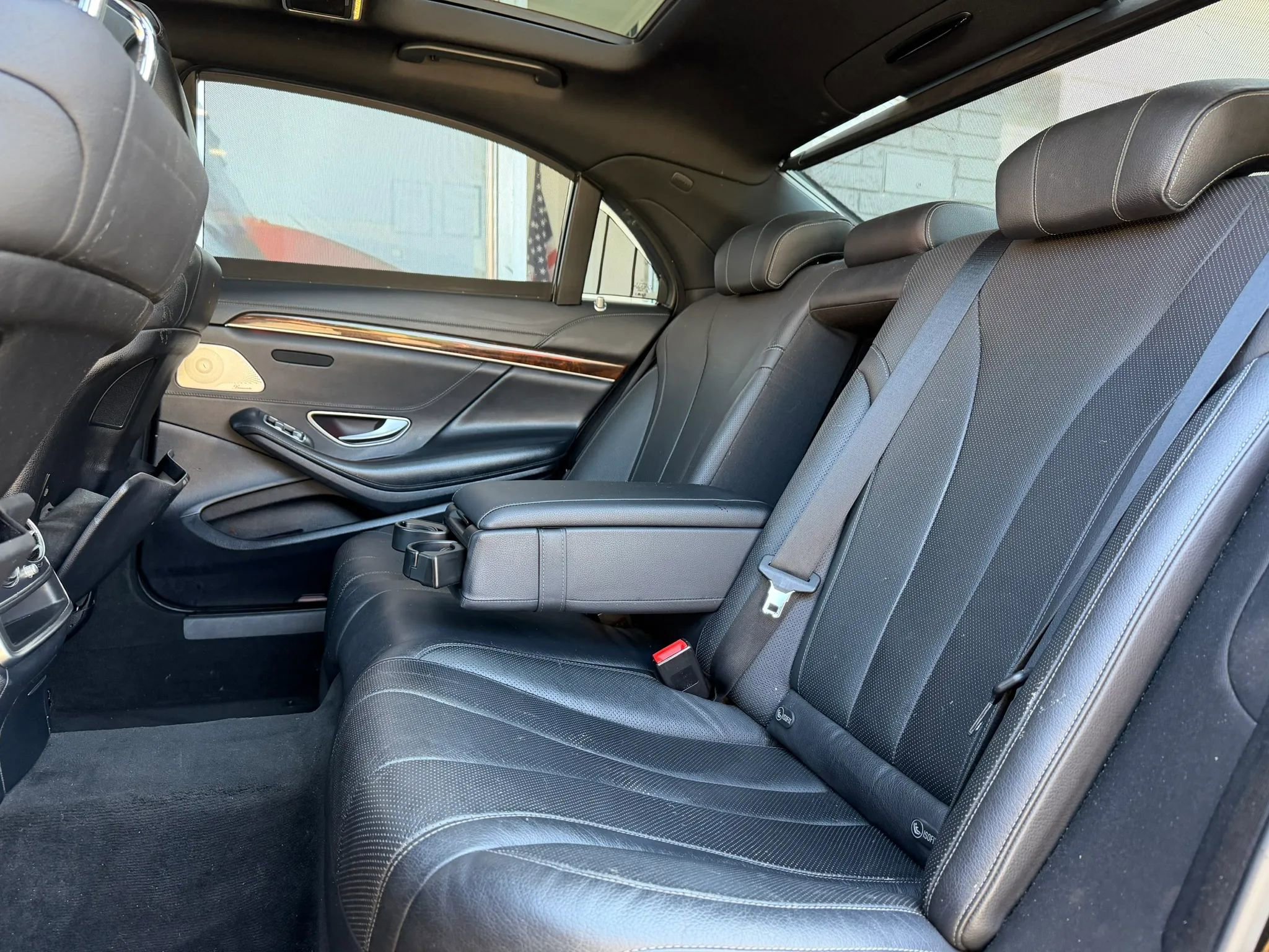 Used 2014 Mercedes-Benz S 550 Sedan w/ Sport Package image 12