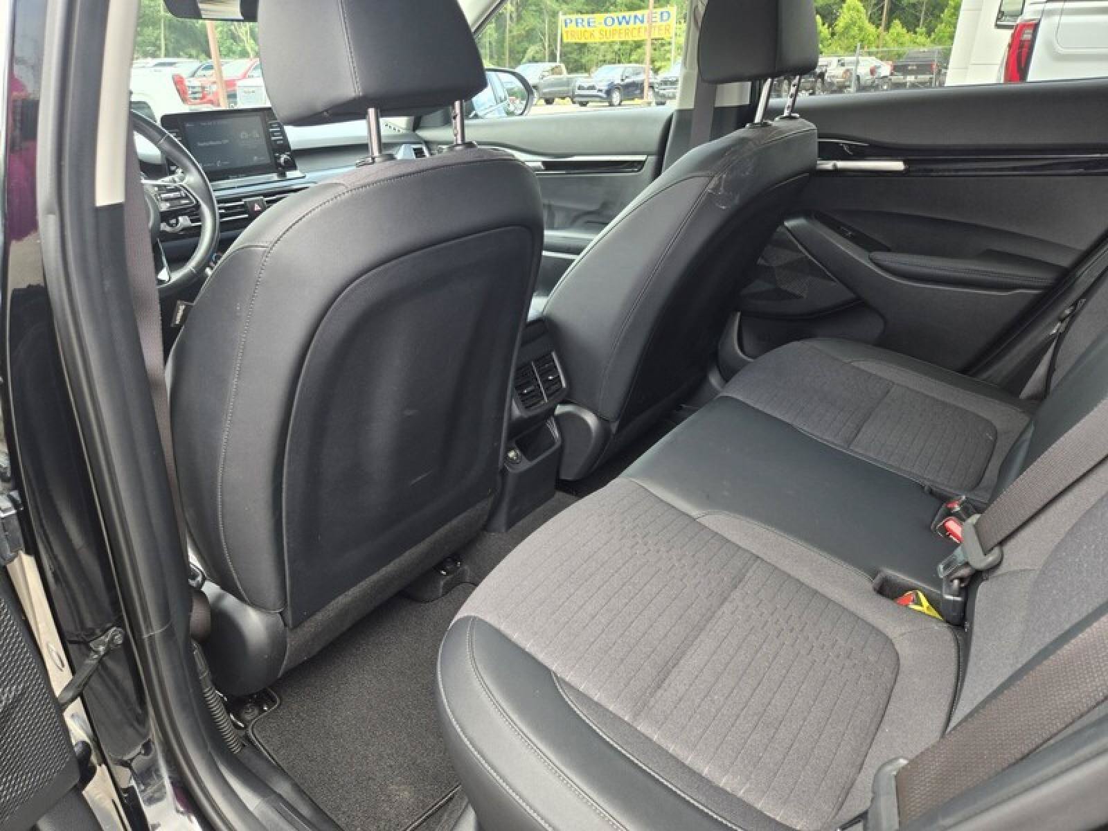 Used 2023 Kia Seltos S FWD image 22