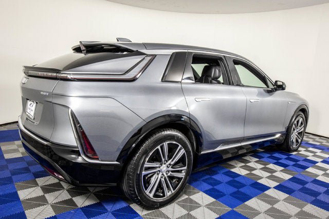 Used 2023 Cadillac Lyriq 2WD image 5