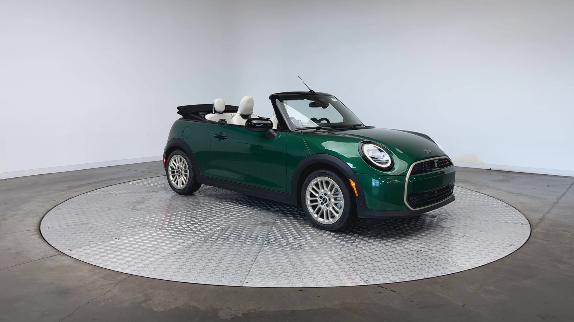 New 2026 MINI Cooper S FWD image 2