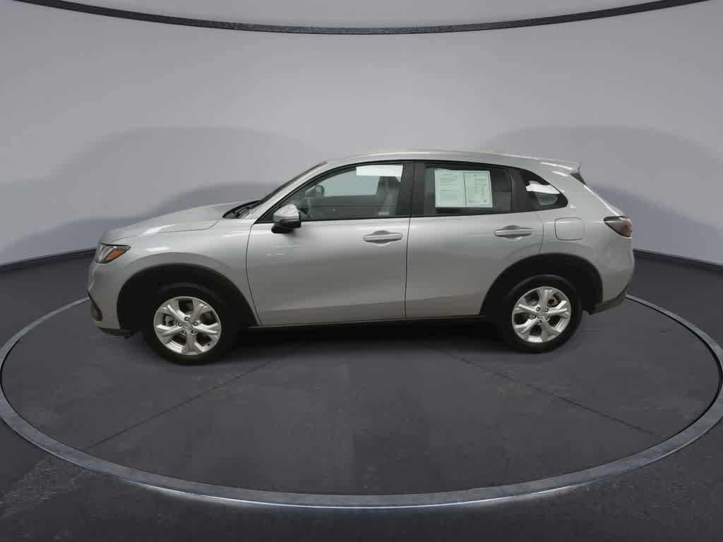 Used 2023 Honda HR-V LX image 5