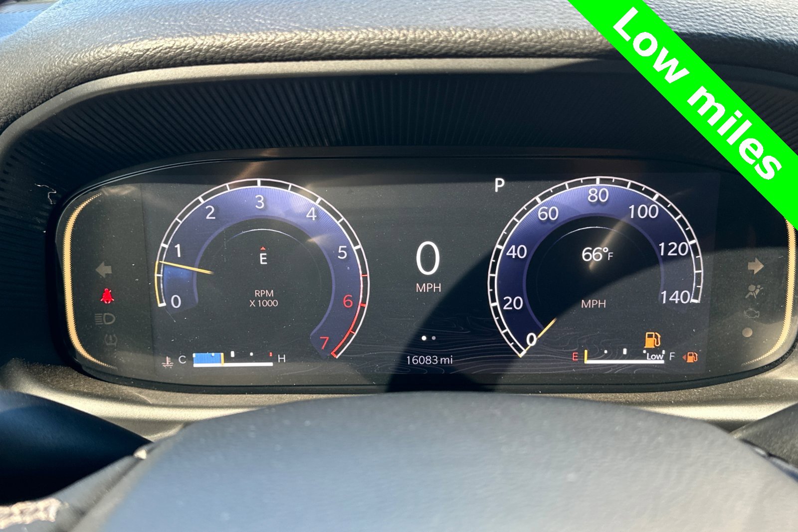 Used 2024 Jeep Wagoneer 4WD image 35