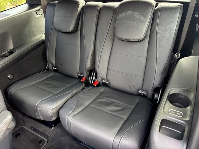 Used 2025 Mercedes-Benz GLS 580 4MATIC image 32