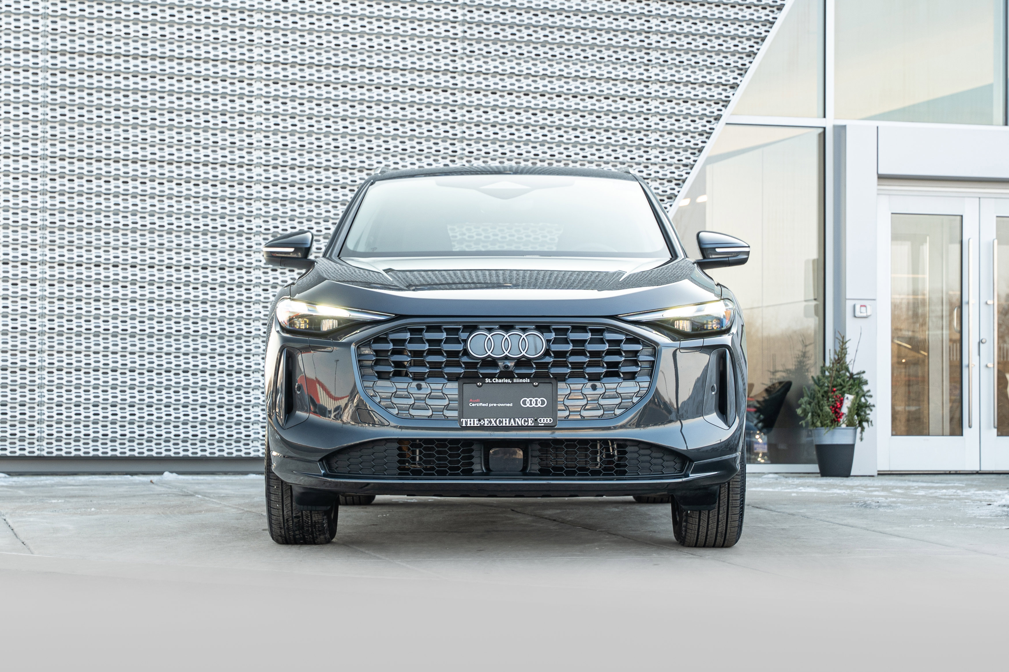 Certified 2025 Audi Q5 Premium w/ Convenience Package image 33