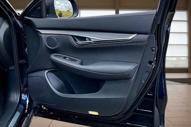 Certified 2025 INFINITI QX55 Luxe w/ Accent Package image 24