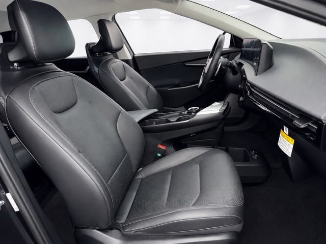 Used 2023 Kia EV6 Wind AWD/4WD image 14