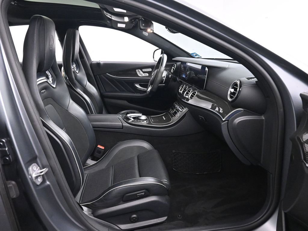 Used 2018 Mercedes-Benz E 63 AMG S image 28