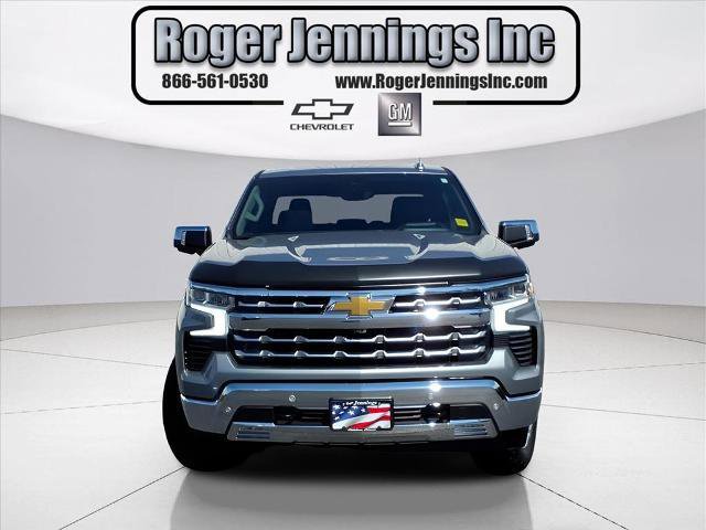 Used 2025 Chevrolet Silverado 1500 LTZ w/ Technology Package image 6
