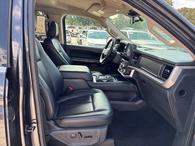 Used 2024 Ford Expedition XLT AWD/4WD image 46