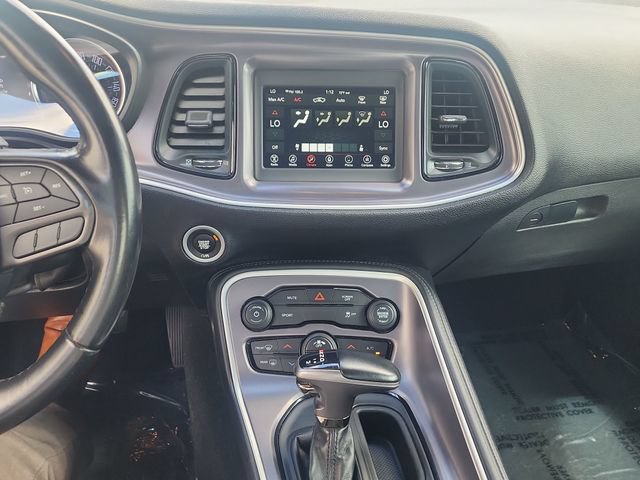 Used 2020 Dodge Challenger SXT RWD image 25