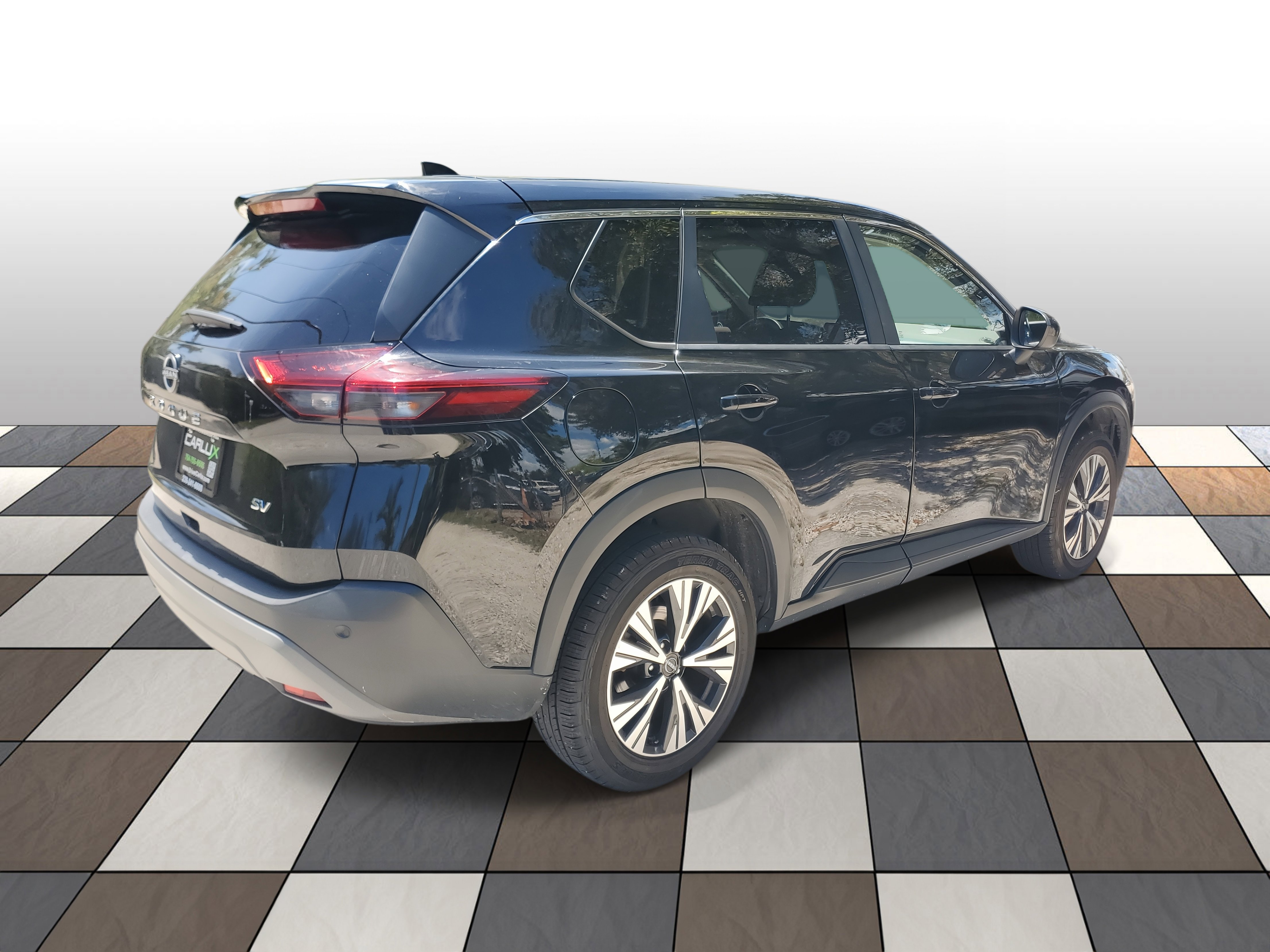 Used 2023 Nissan Rogue SV image 4