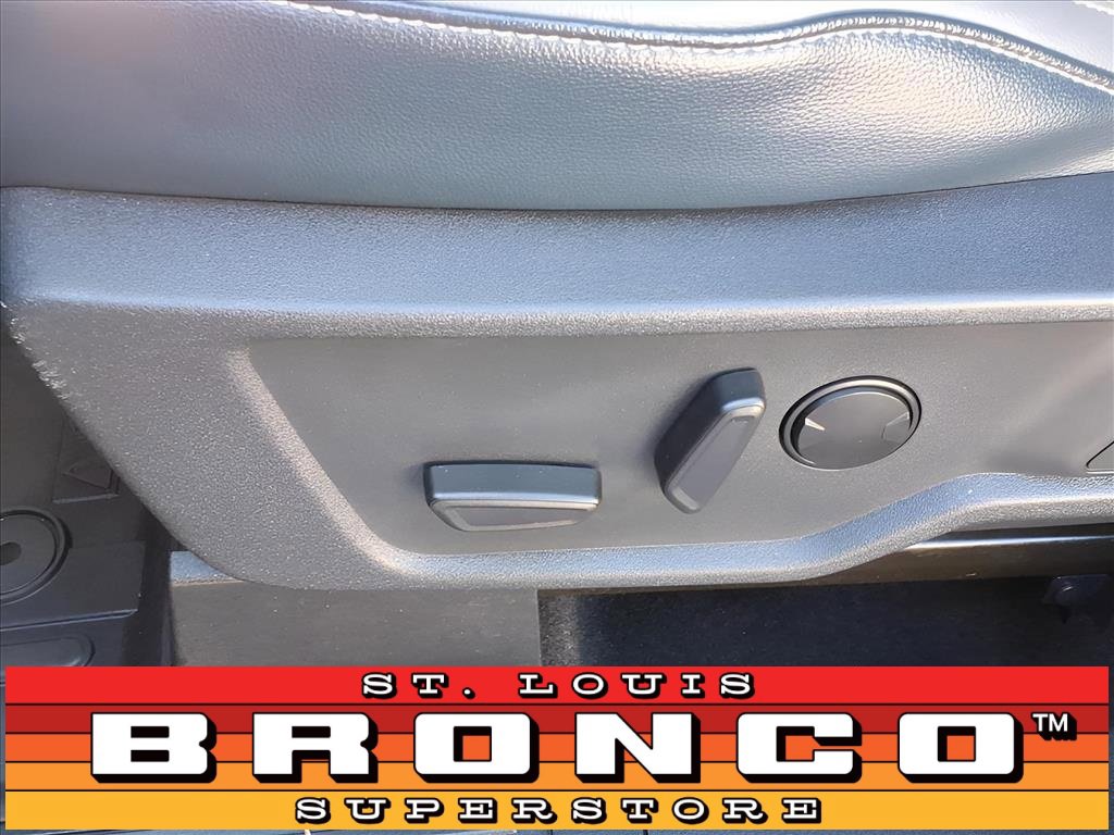 Used 2024 Ford Bronco Outer Banks image 22