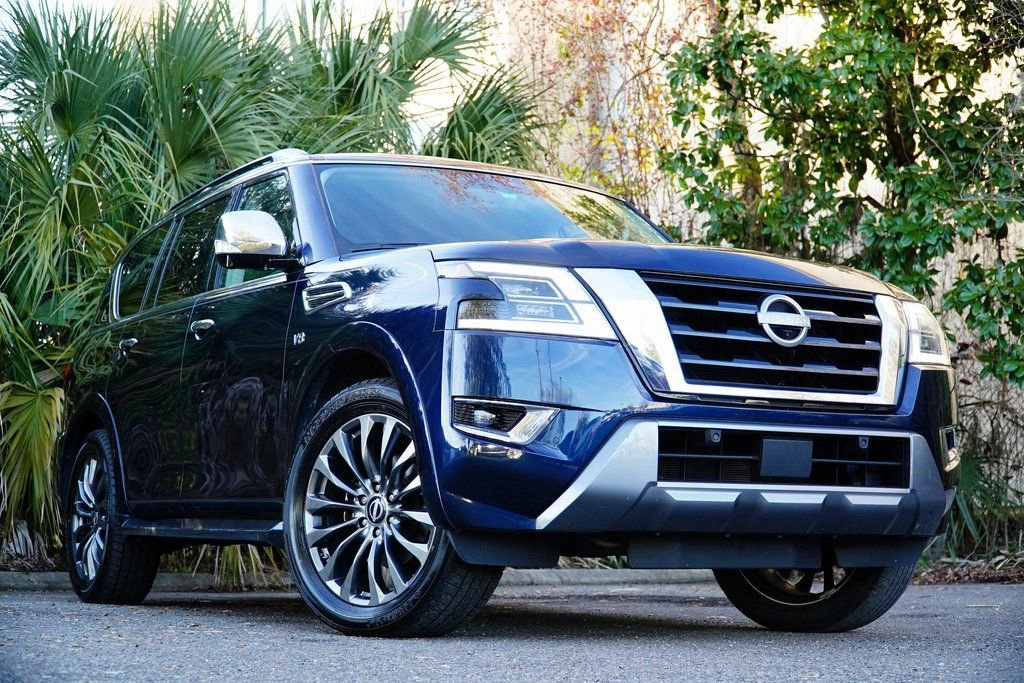 Used 2022 Nissan Armada Platinum w/ Captain's Chairs Package image 2