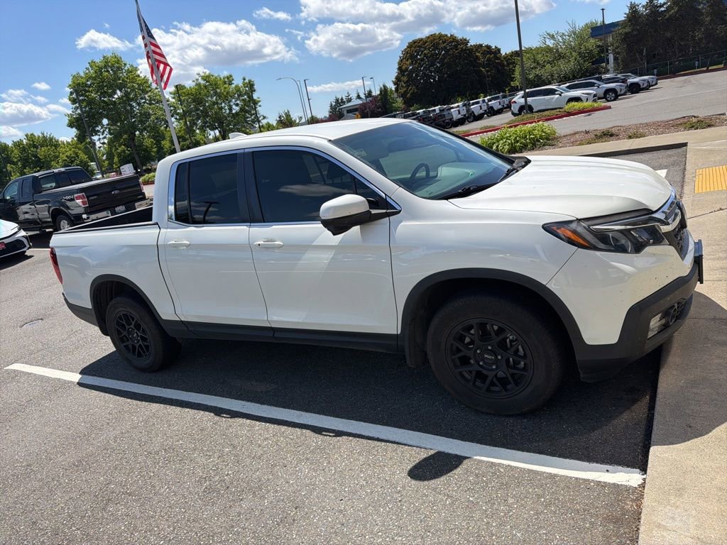 Used 2018 Honda Ridgeline RTL-T image 2