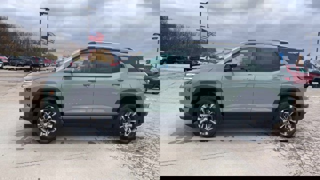 New 2026 Chevrolet Equinox LT w/ Convenience Package II image 5