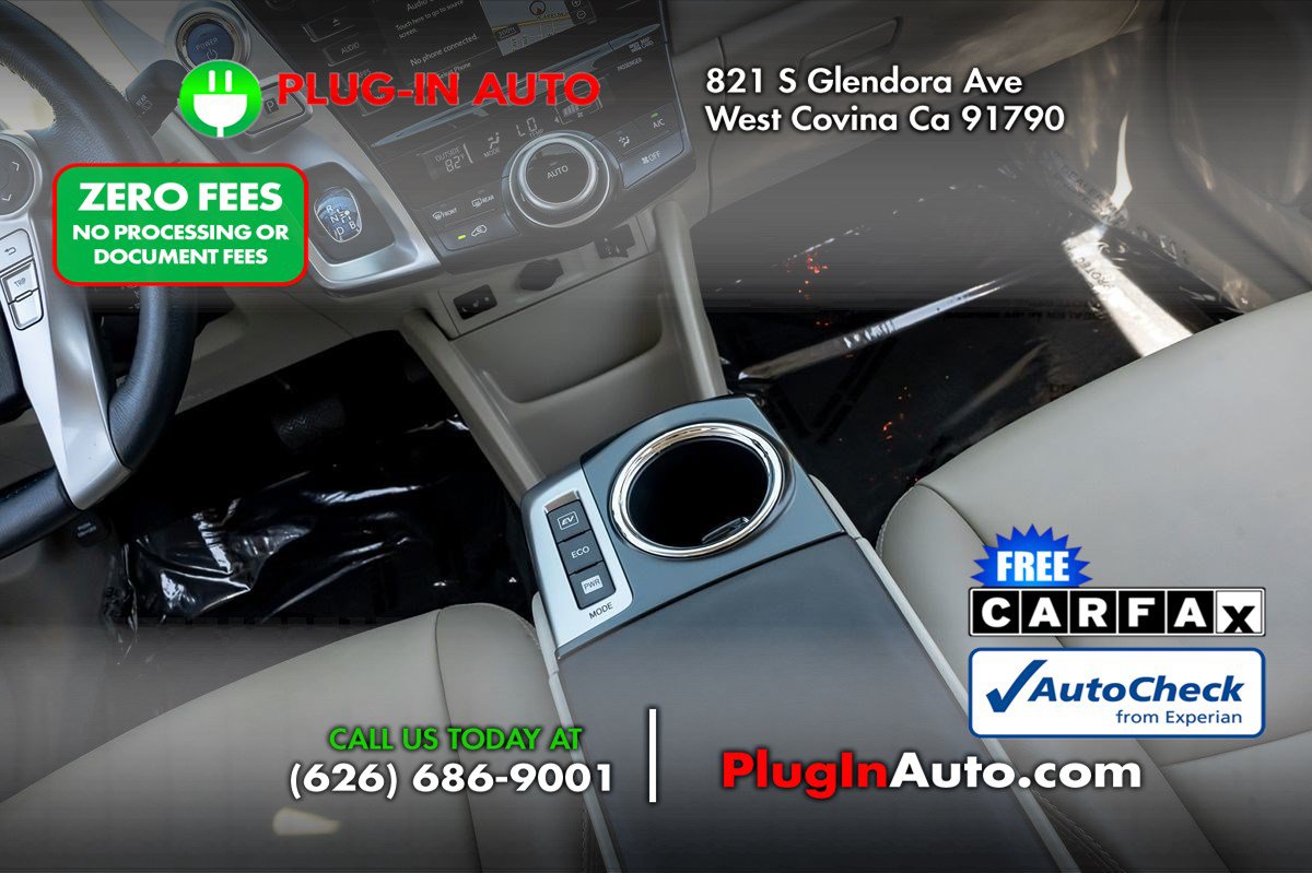 Used 2015 Toyota Prius V Four FWD image 15