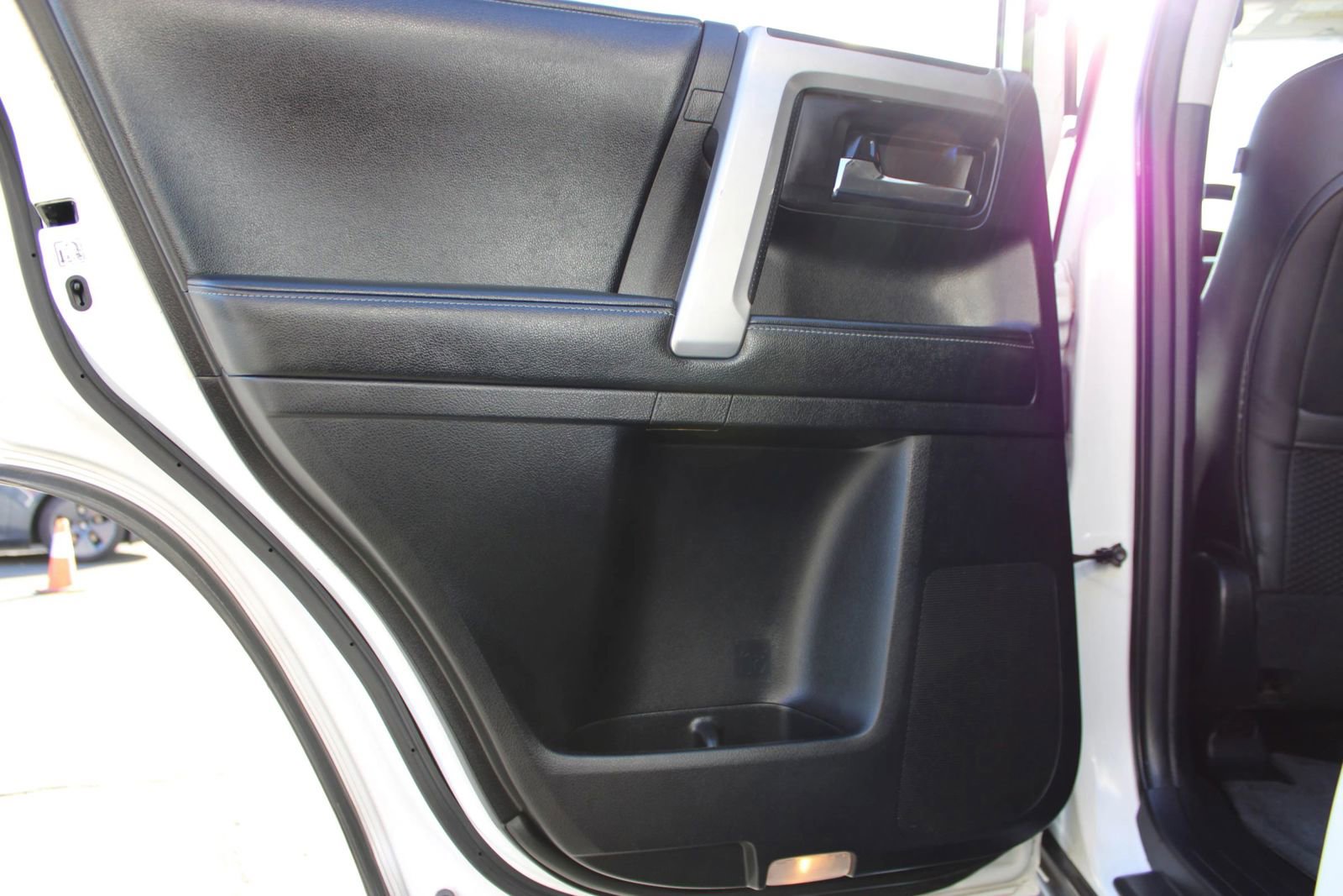 Used 2014 Toyota 4Runner SR5 Premium image 24