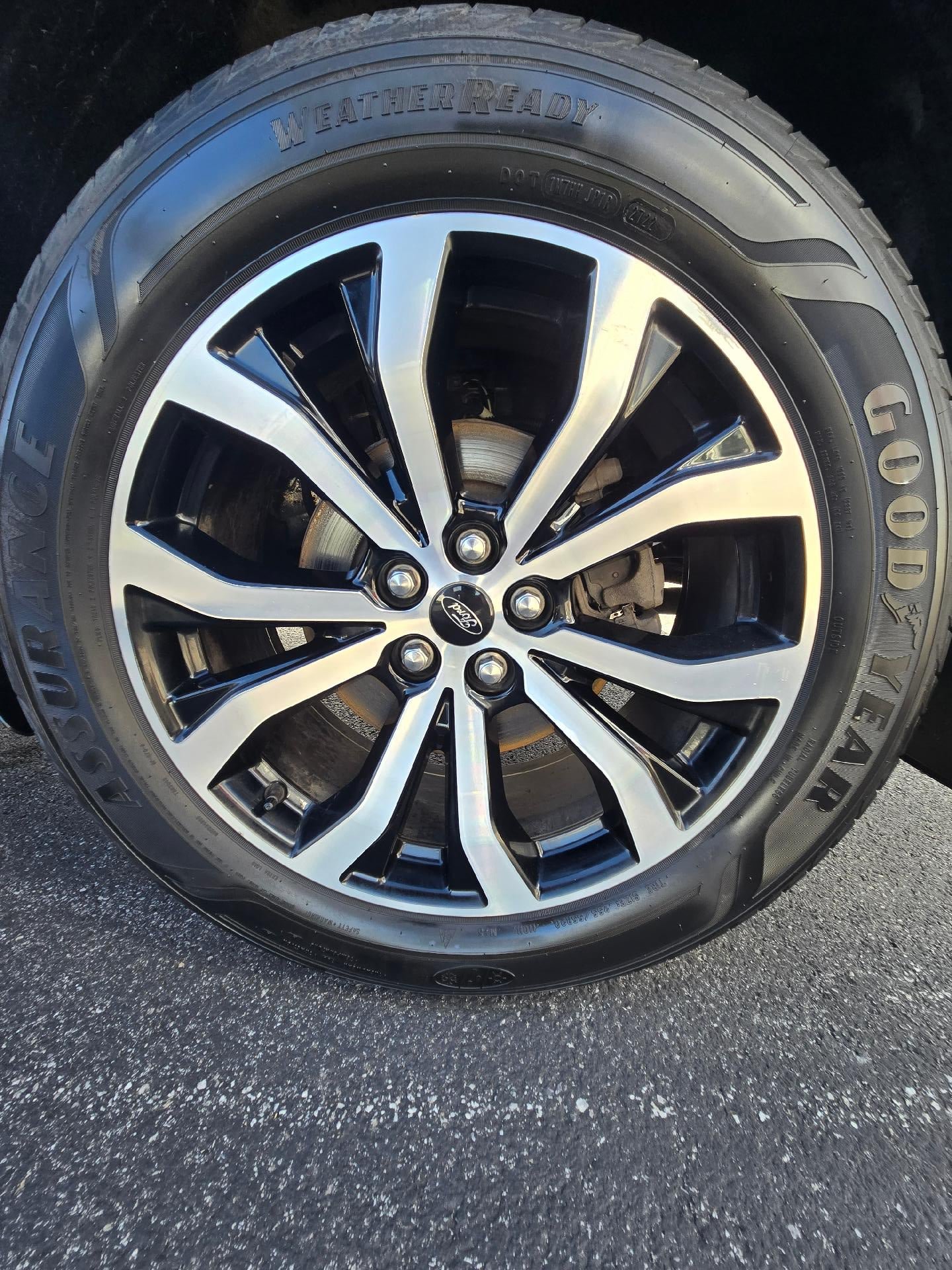 Used 2020 Ford Explorer ST AWD/4WD image 9