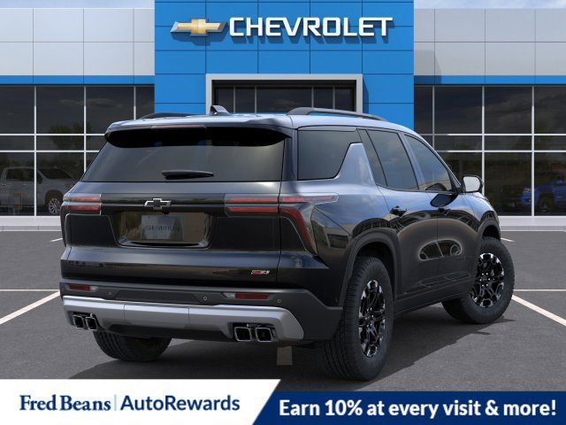 New 2027 Chevrolet Traverse Z71 w/ LPO, Floor Liner Package AWD/4WD image 5
